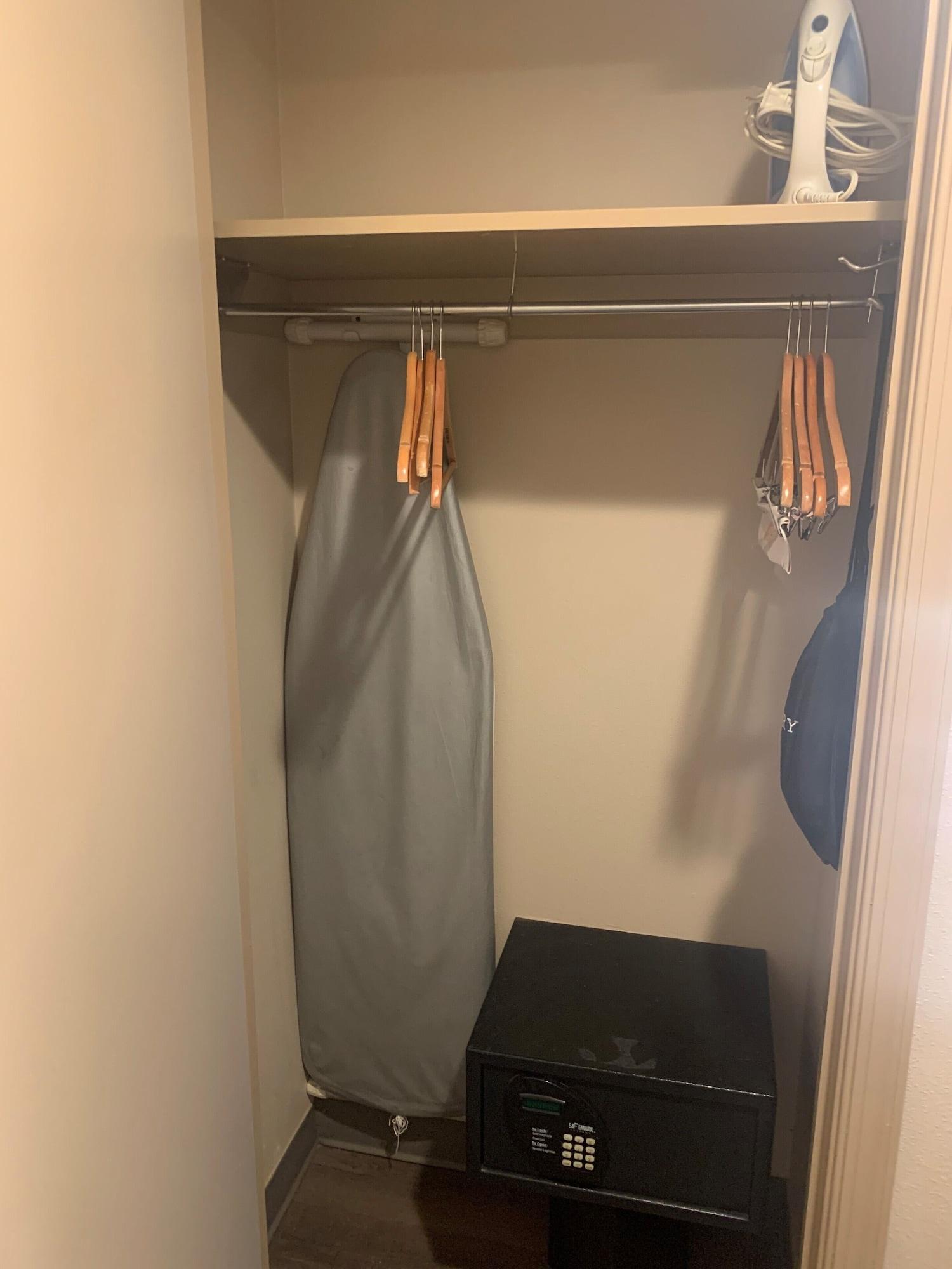 Days Inn By Wyndham Horsham Philadelphia Extérieur photo