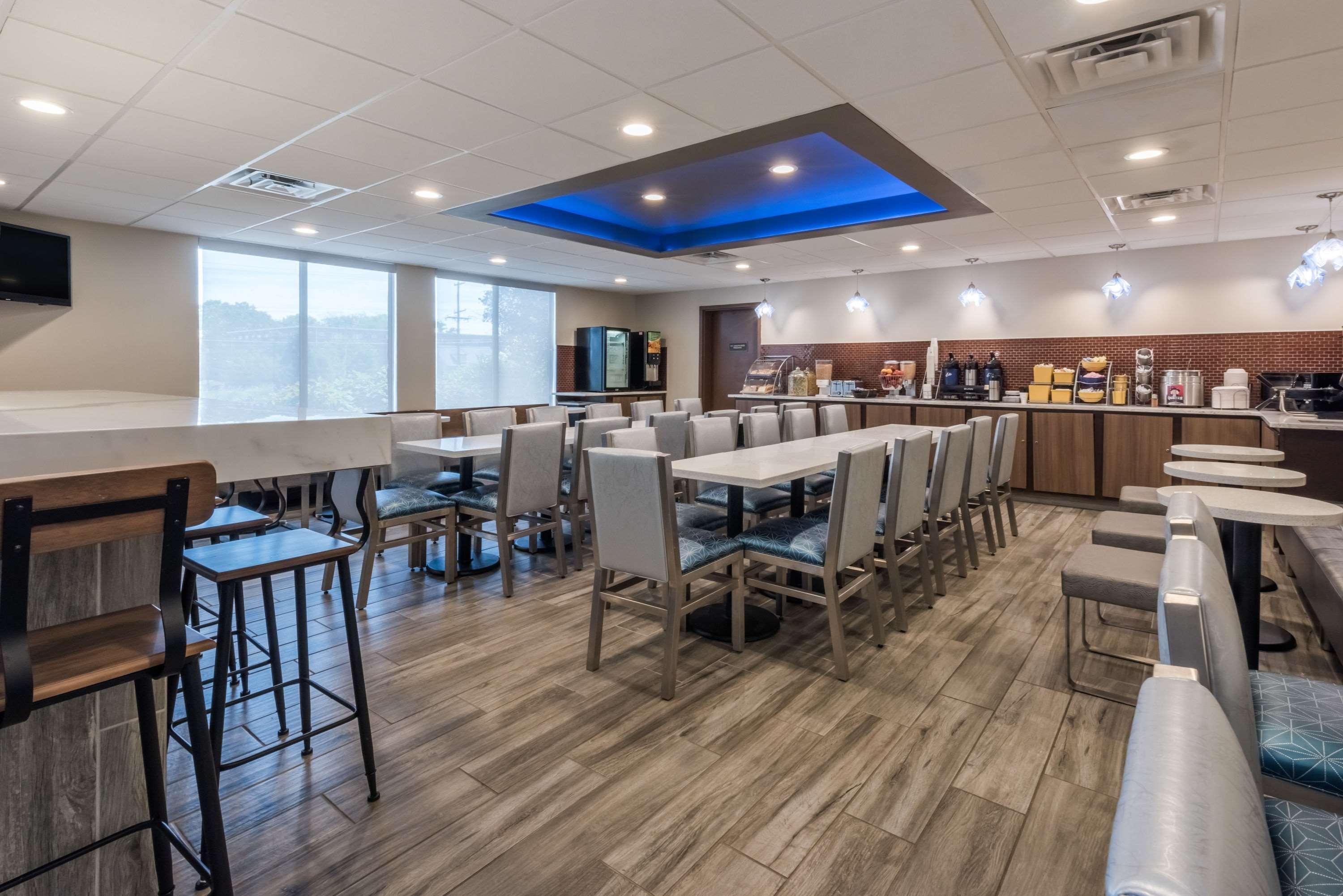 Days Inn By Wyndham Horsham Philadelphia Extérieur photo