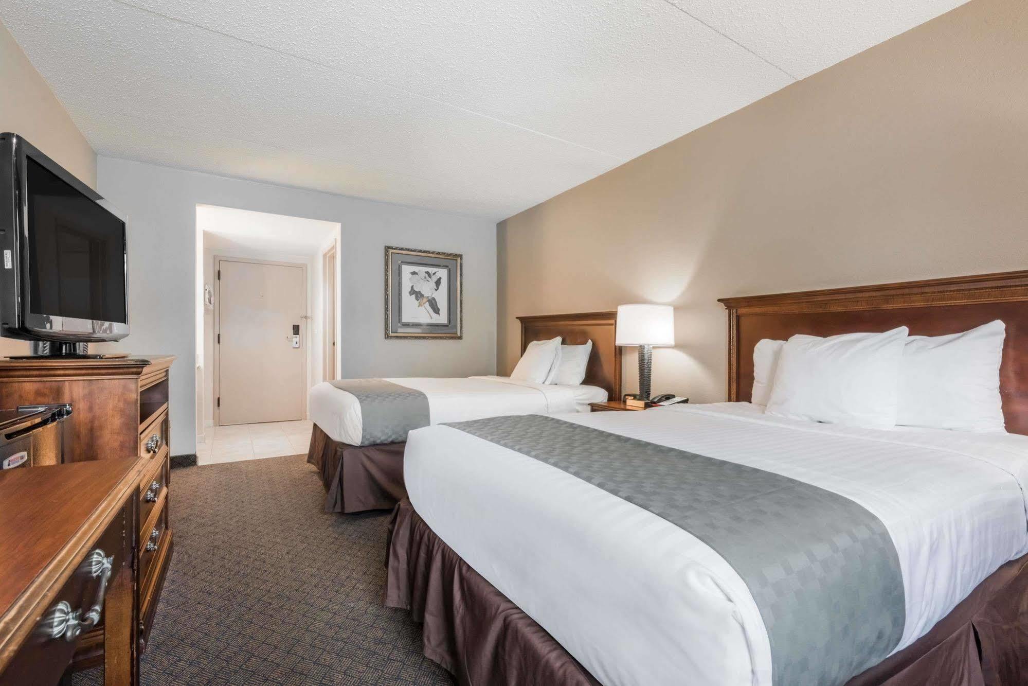 Days Inn By Wyndham Horsham Philadelphia Extérieur photo