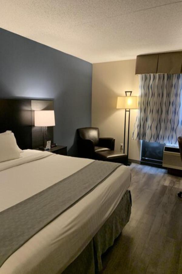 Days Inn By Wyndham Horsham Philadelphia Extérieur photo